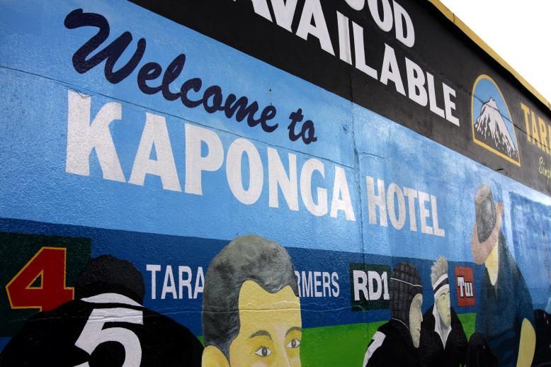 Kaponga Hotel Exteriér fotografie